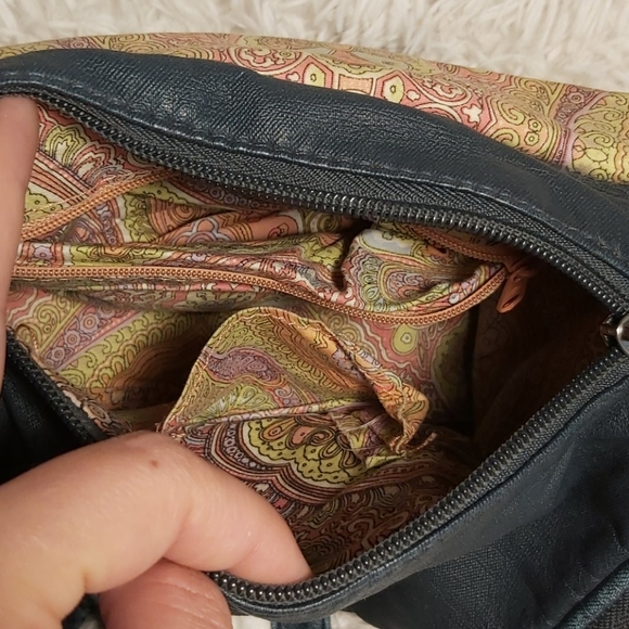 Rip Curl Purse - Picture 5 of 12
